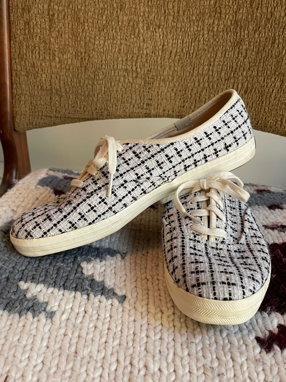 Keds Champion Boucle Tweed Lace Up Sneakers Cream Black Womens Size 8.5